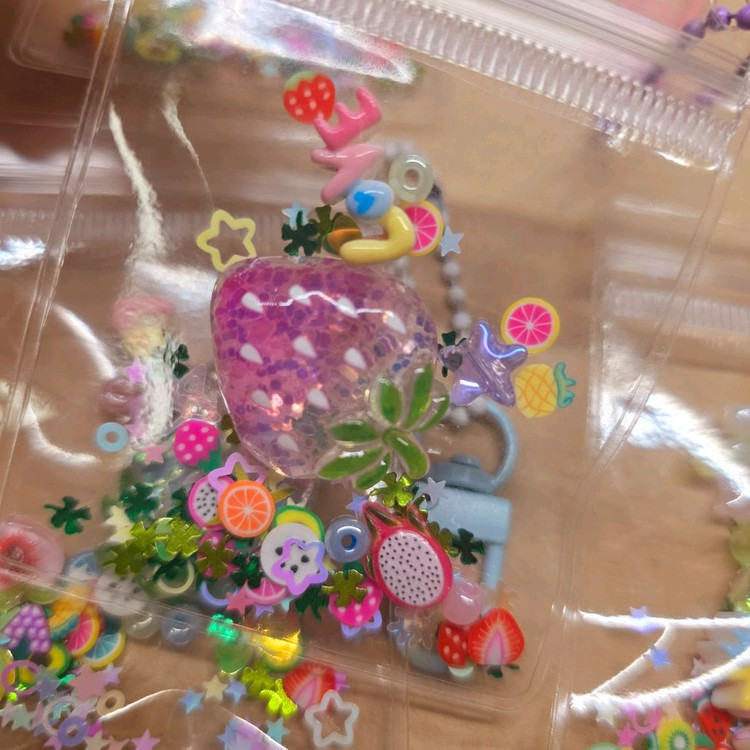 지퍼백 딸기 과일 D고리 키링 4개. 이미지