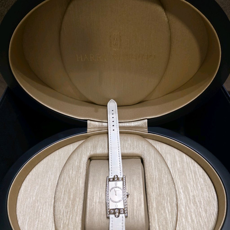 [신품급] 해리 윈스턴 아베뉴 C 아트데코 손목시계 (1.7캐럿 다이아)--9