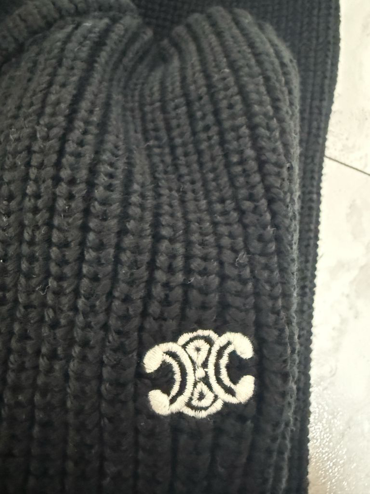 새상품) 셀린느 블랙 니트--1