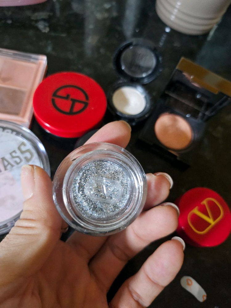 지방시미니쿠션 맥섀도우 발렌티노 섀도우 등 이미지