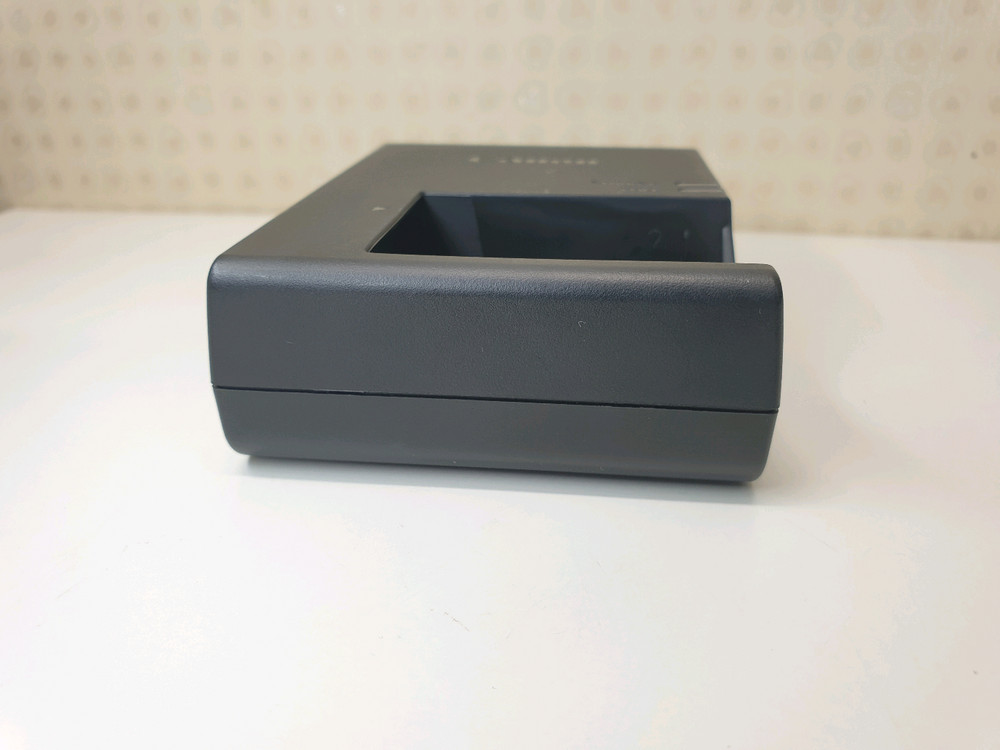 캐논 LC-E17E 배터리 충전기(LP-E17전용)(RP R50 800D--6