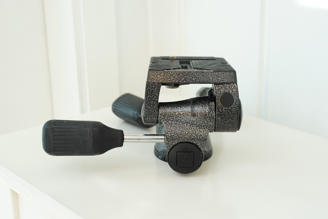 짓조 로우프로파일 3way 헤드 GITZO G2270M 판매--3