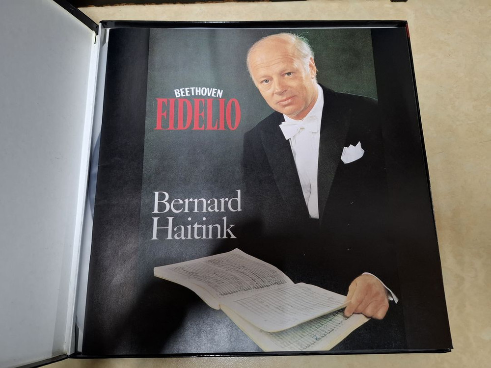 폴리그램 베토벤의 오페라 피델리오 전곡 세트 LP팝니다.--3