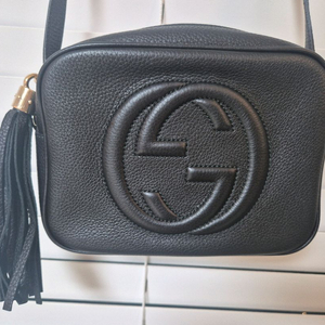 s급)구찌 소호 태슬 레더 디스코백 블랙 722319-A7M0G-1000