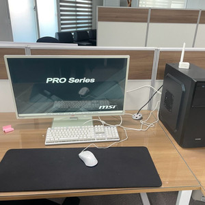 데스크탑+본체(32인치) 팝니다