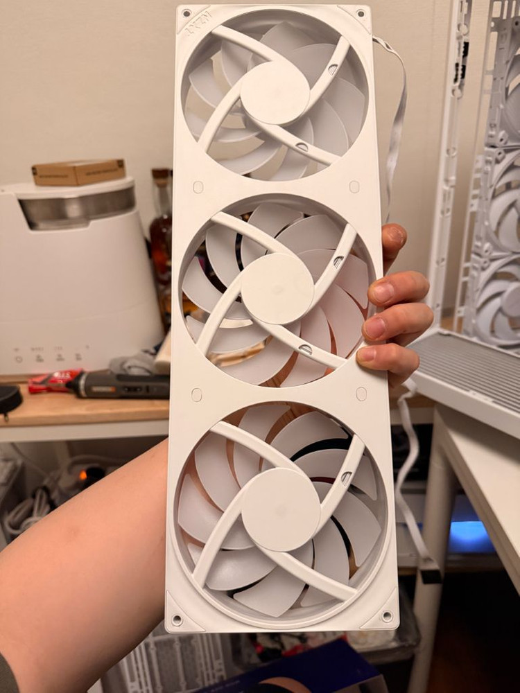 [NZXT] KRAKEN ELITE 420 RGB V2 화이트 (크라켄 엘리트)--2