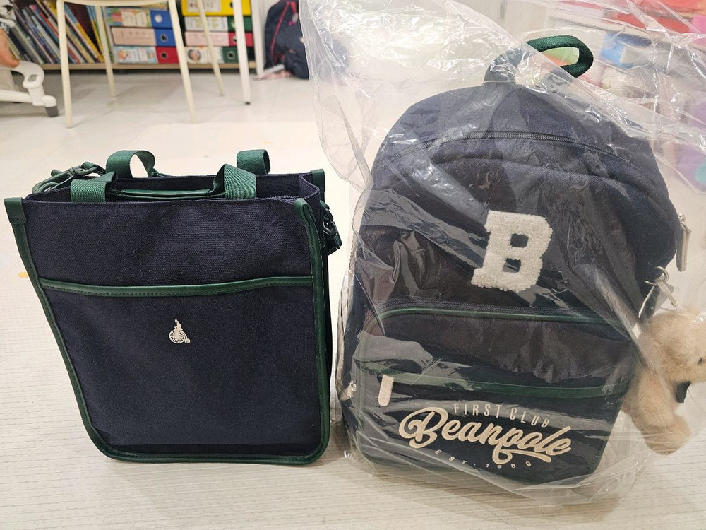 빈폴 키즈 바서티 책가방+보조가방 세트 새상품--1