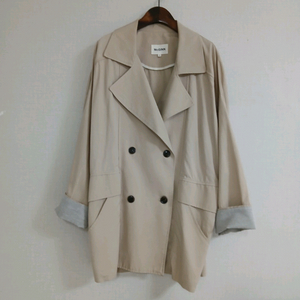 매긴 베이지 더블 오버핏 자켓