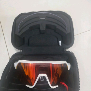 100% 고글 팝니다