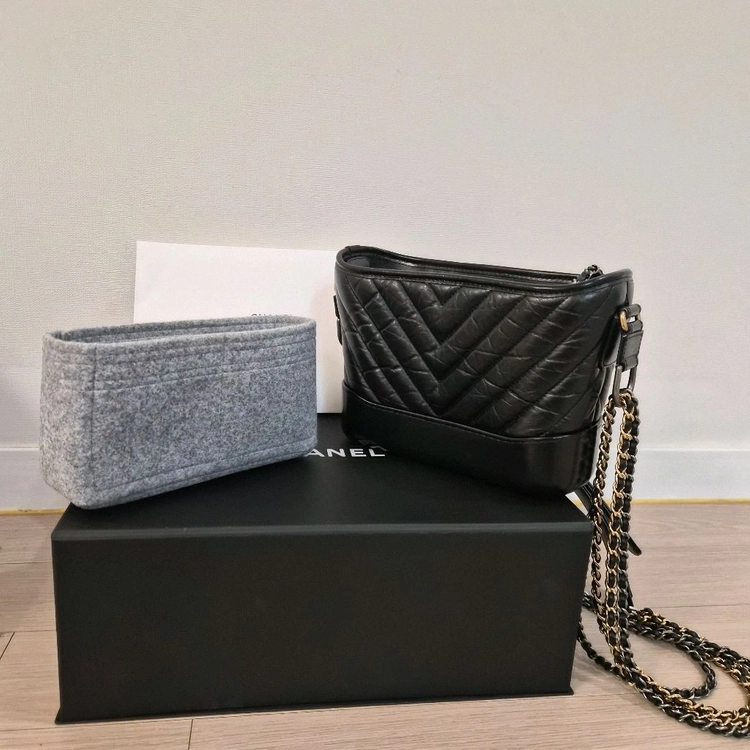 샤넬 가브리엘 호보 블랙 (스몰) 이미지