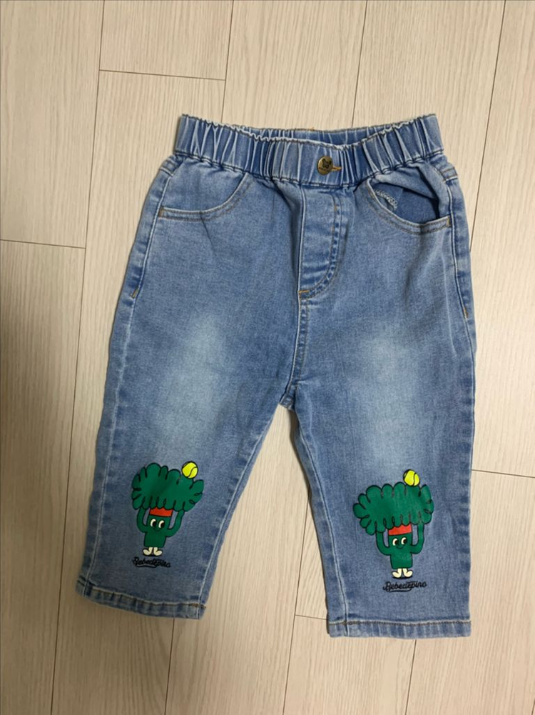 베베드피노 티셔츠, 청바지,바람막이 3종 세트(100)컨디션 좋음 이미지