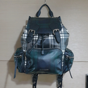 버버리 여성 럭색(백팩) 120만구매