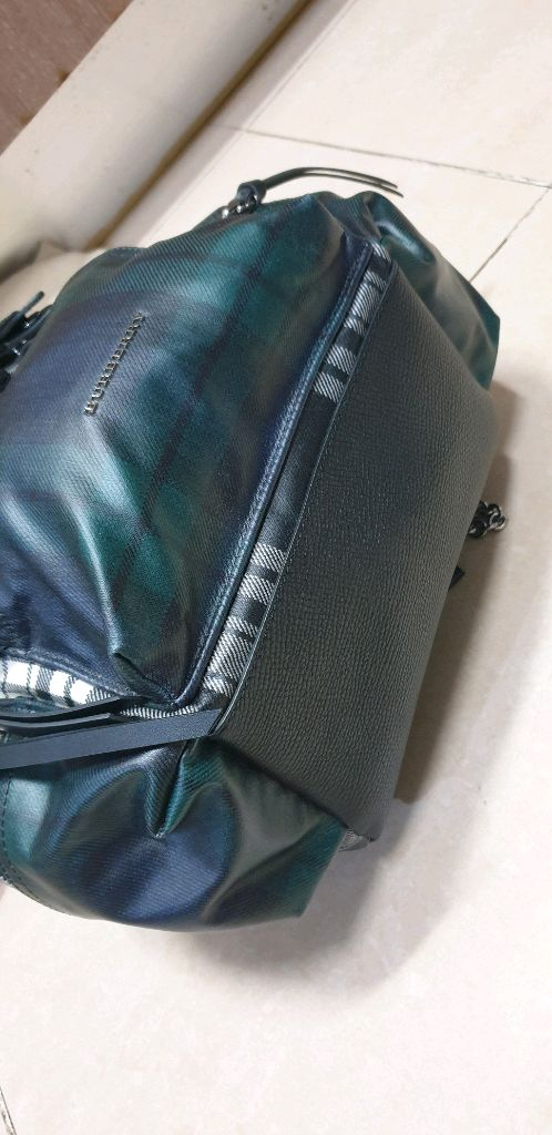 버버리 여성 럭색(백팩) 120만구매--7