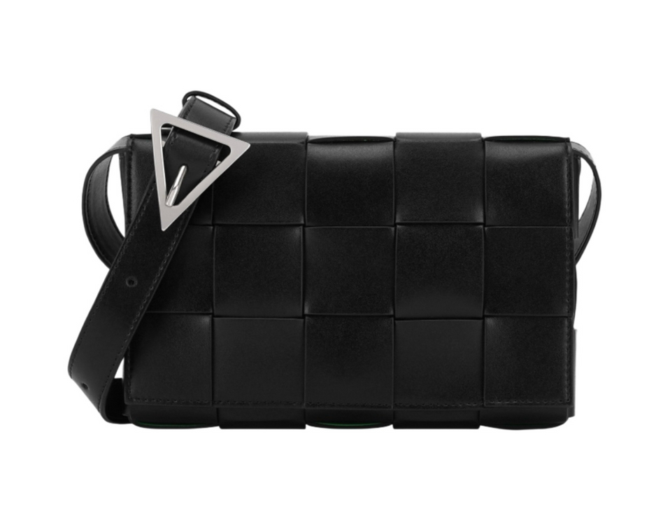 보테가 베네타 레더 카세트백 블랙 패러킷--4