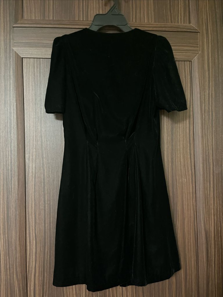 자라 벨벳 블랙 미니 원피스 이미지