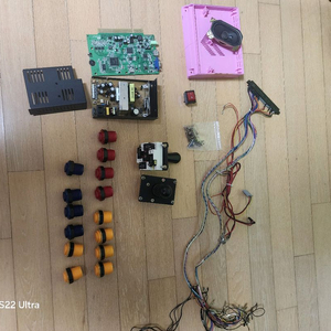 [네고 가능]아케이드 게임기 부품 세트 (게임 PCB, 전원공급보드, 조이스틱, 버튼)