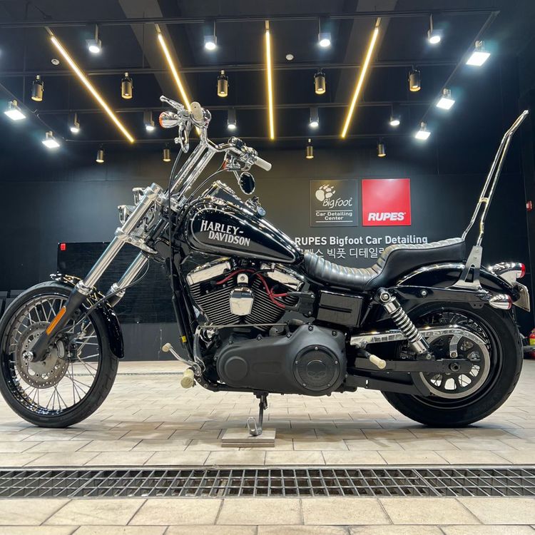 할리데이비슨 다이나 와이드글라이드 쵸퍼 [ABS/스마트키/풀옵션]대차가능 로드킹팻보이소프테일스트리트밥브레이크아웃--3