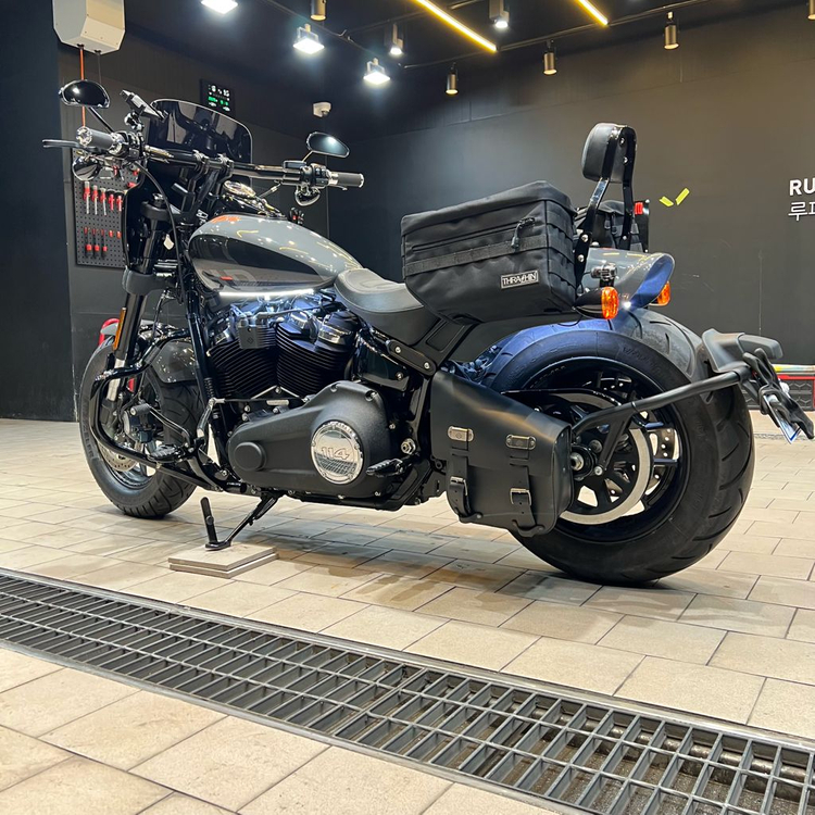 할리데이비슨 팻밥 114 [신차급/풀옵션/22년/3천km/무사고]대차가능 팻보이로드킹브레이크아웃로드글라이드스트리트--5