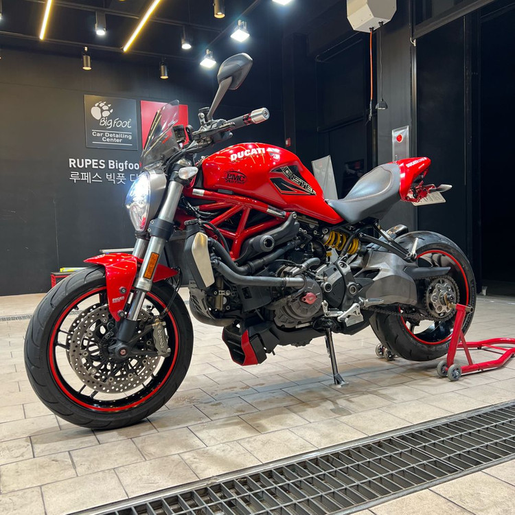 두카티 몬스터1200 2세대 신형 [아크라포빅/정비완료/옵션다수]대차가능 스트리트파이터디아벨s1000rz1000r--4