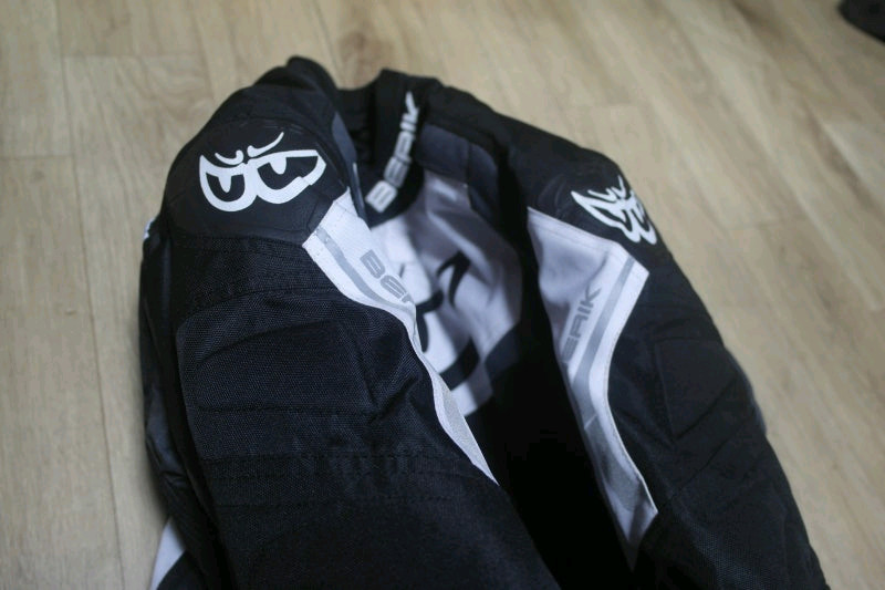 [신형] 베릭 텍스타일 자켓 48호 -검흰---4