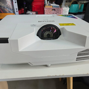 Maxell MP-V5002 레이저 빔프로젝터