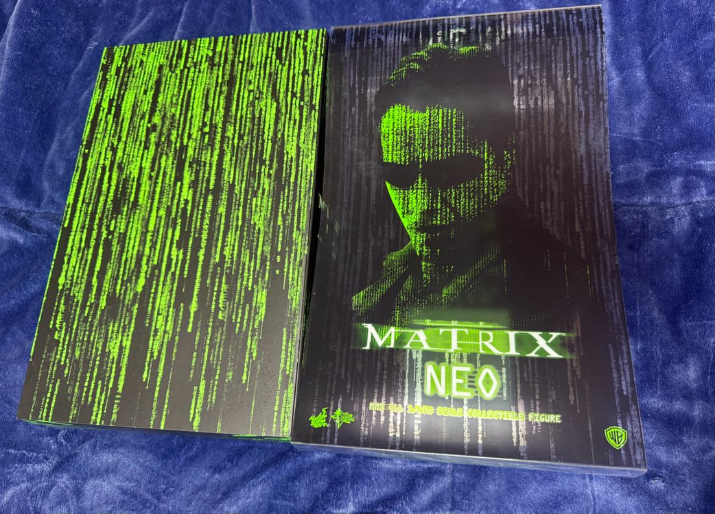 핫토이 매트릭스1 네오 키아누 리브스 12인치 피규어 단순 개봉품 판매합니다.--7