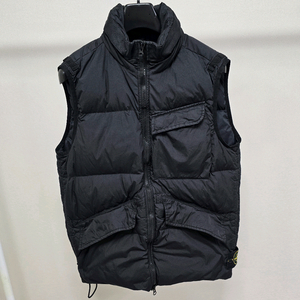 22fw 스톤아일랜드 크링클랩스 패딩 조끼 블랙 m사이즈 95