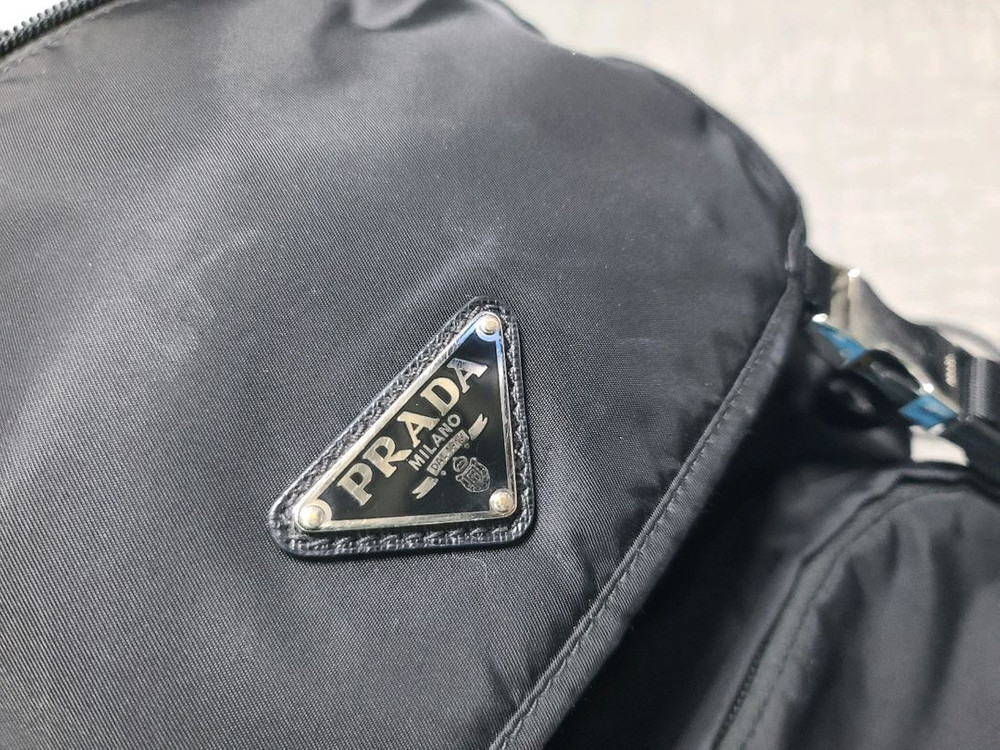 프라다 리나일론 백팩 2vz135 남성 백팩 명품백팩--2