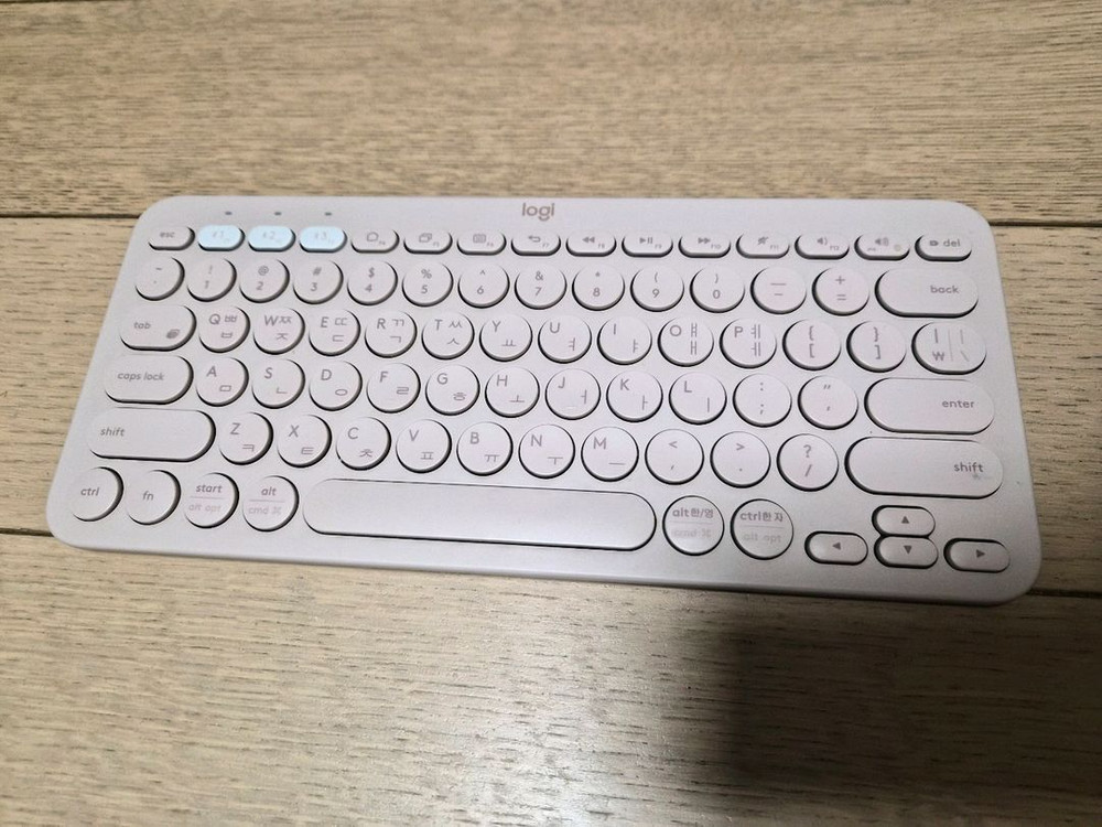 로지텍 키보드 K380--0