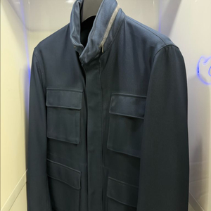 로로피아나 포켓 트래블러 자켓 이미지