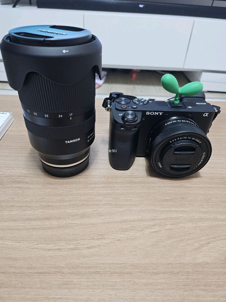 소니a6700k(풀박스)/탐론1770렌즈 이미지