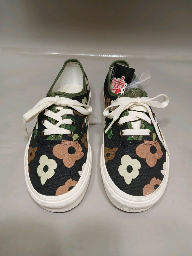 (새상품)반스 UA 어센틱 C2.0 스니커즈--2