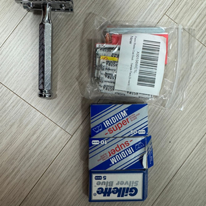 머쿠어 42c 면도기 판매합니다.