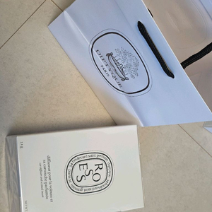 딥티크 차량용 디퓨저 로즈 미개봉 국문택