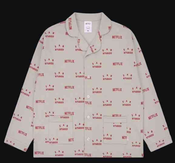 XL) 아이앱 x 넷플릭스 파자마 오트밀 쿠션 세트--1