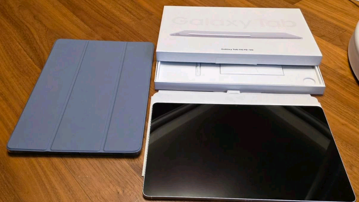 삼성 갤럭시 탭 S10 FE+ 5G 128 기가 실버 박스풀셋--4