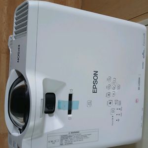 엡손레이저 단초점 빔프로젝터