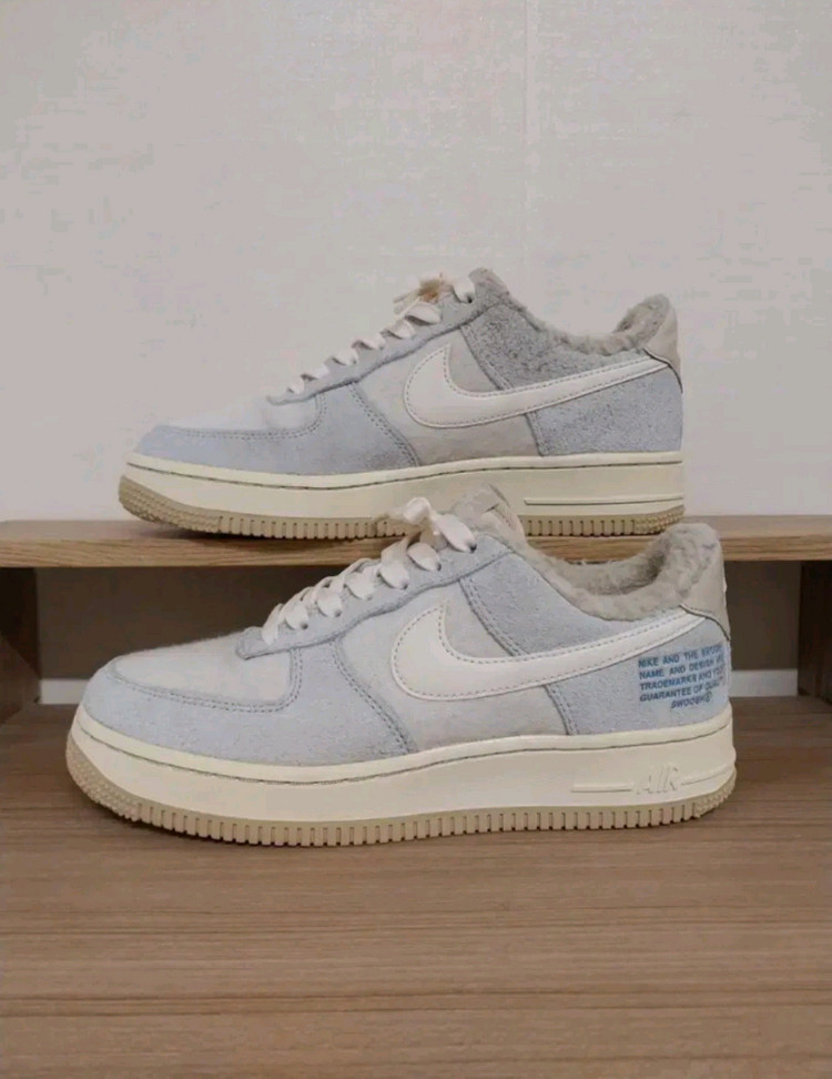 여성 나이키 에어포스 LV8 포톤 더스트 캐시미어 플리스 운동화 (240--3