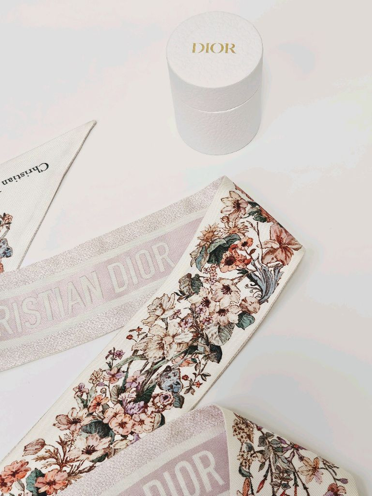 디올 Dior 4 Saisons Hiver 미차 방도 스카프 이미지