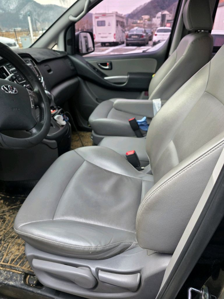 그랜드스타렉스 어반 5밴 이미지