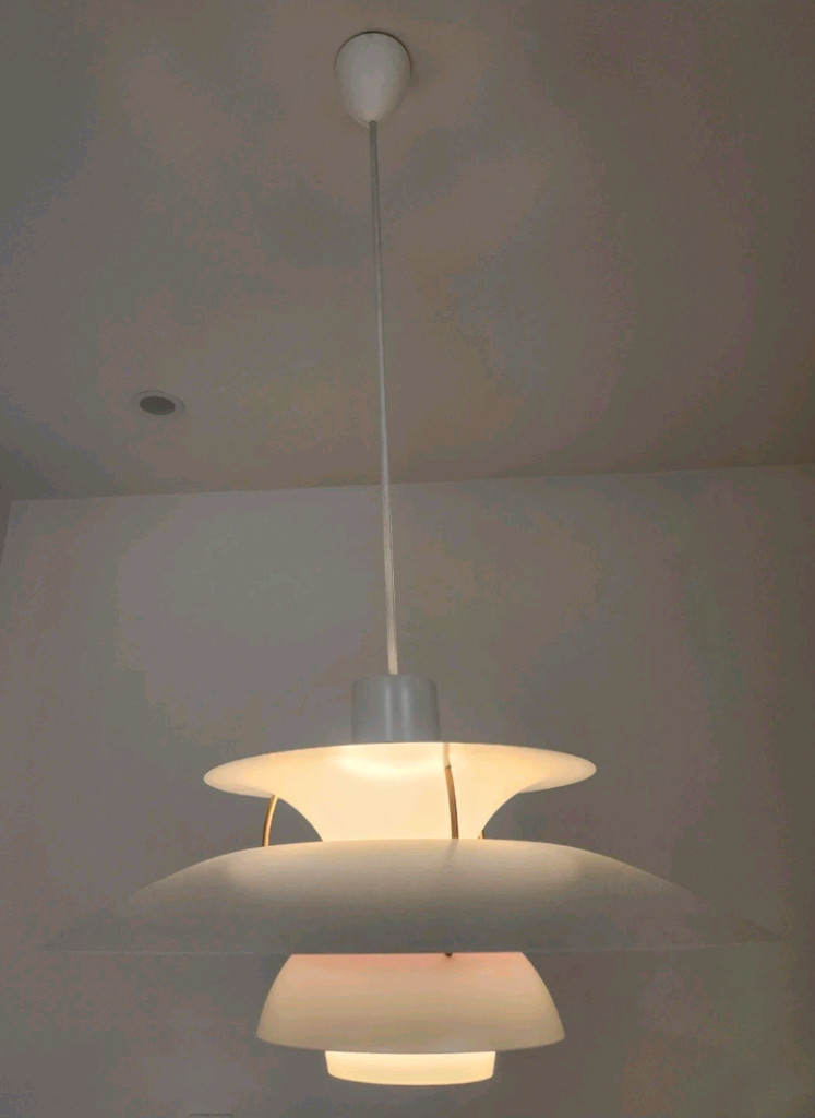 루이스폴센 PH5 펜던트 조명 모던 화이트--1