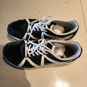 SPYDER 스파이더 블랙/화이트 운동화 팜. 280mm 런닝화 슈즈 이미지