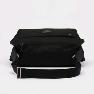 프라다 리나일론 숄더백/ 프라다 바이커백 (새상품)이서진 백