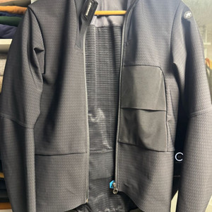 아소스 이큅 r 하부 윈터자켓