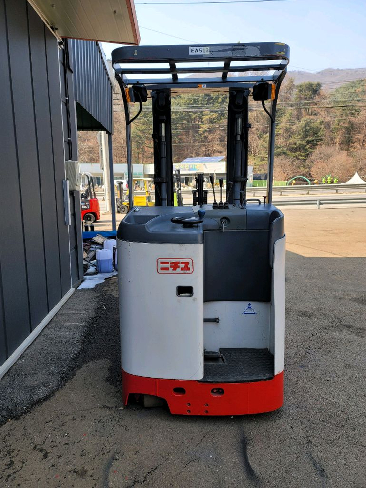 신차급 니찌유 1.5톤 5M3단 입식지게차 판매--2