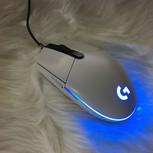 [당일출발]로지텍 G102화이트1세대 게이밍마우스