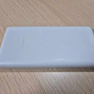 샤오미 고속충전 보조배터리 22.5W 2개 판매합니다.