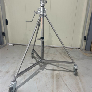 어벤져 스탠드 Avenger 6040x