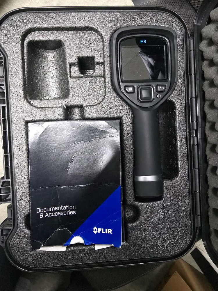 FLIR E8XT--6