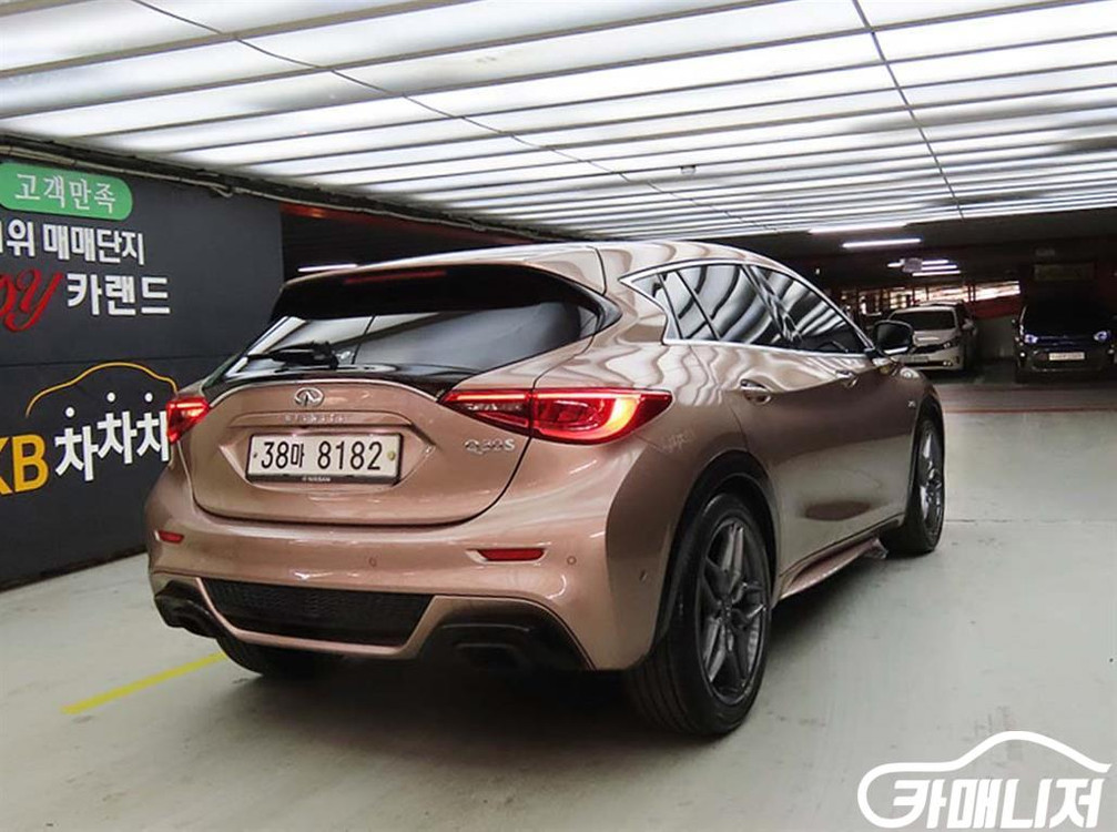 [인피니티]Q30 2.0 익스클루시브 #2026년특가--3